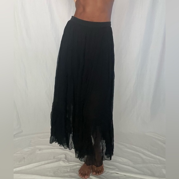 Handmade flirty silk chiffon skirt - Picture 2 of 5